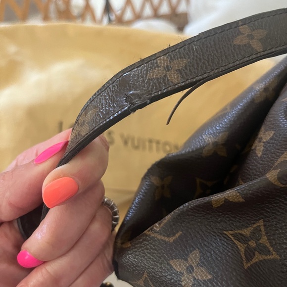 Louis Vuitton Pallas Handbag - Picture 14 of 16